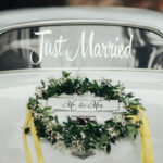 ¡Deslumbra con estilo! Coches de boda parte trasera: elegancia sobre ruedas