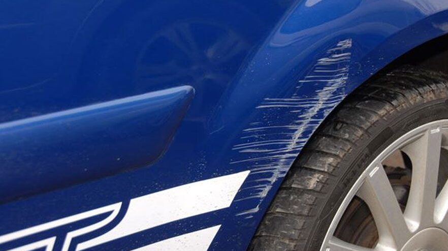La sorprendente parte metálica de la llanta que transformará tu coche La sorprendente parte metálica de la llanta que transformará tu coche