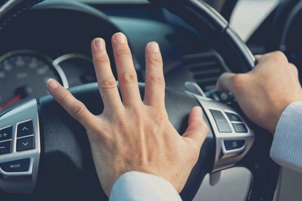 Mi coche tembla a partir de los 100: Mi coche tembla a partir de los 100: