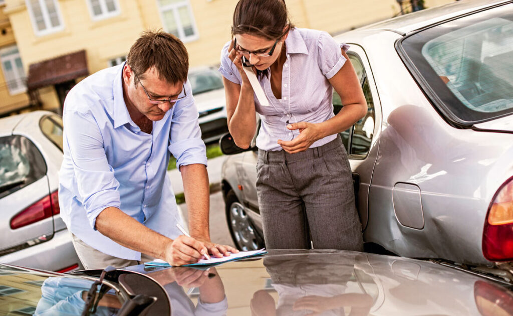Modelo parte europeo: Accidente de coche deja todos sin palabras