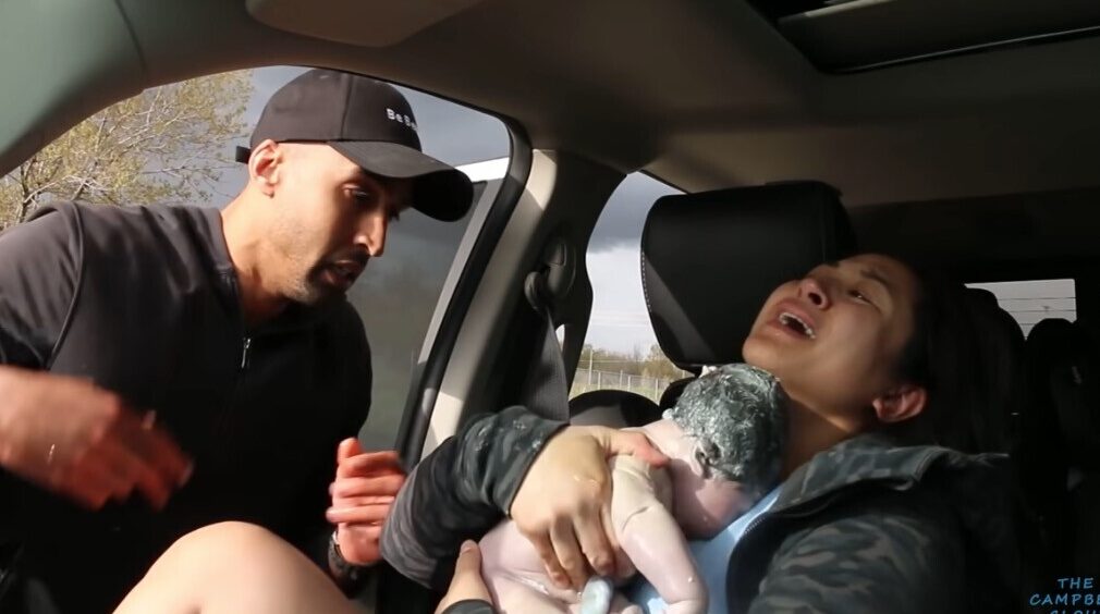Parto en coche en EEUU: Las impactantes noticias de hoy Parto en coche en EEUU: Las impactantes noticias de hoy