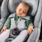 Silla coche bebé: ¿A partir de qué edad es segura y cómoda?